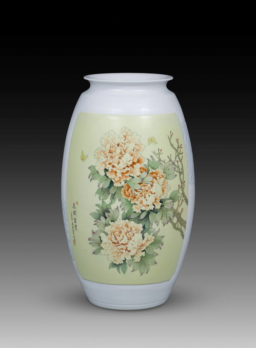 江西省陶瓷艺术大师冯敏超莅临北京国际精品陶瓷展览